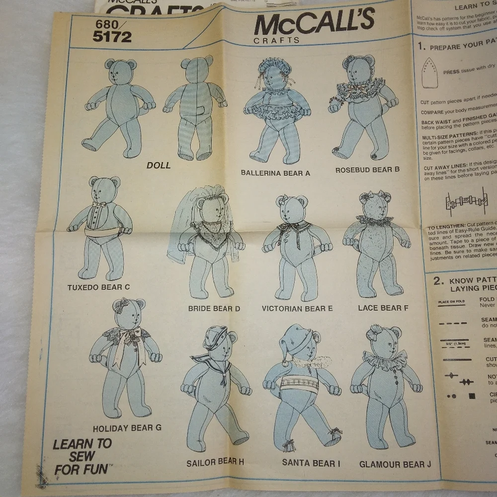 MCCALL'S 5172 Teddy Bears & outfits,  21